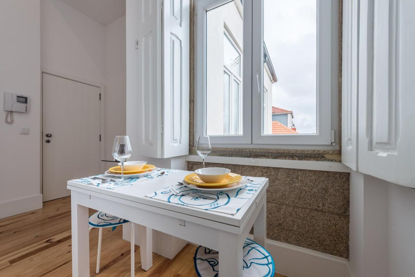 Guestready - Quaint Comfort Near Clerigos Tower Порто Екстериор снимка